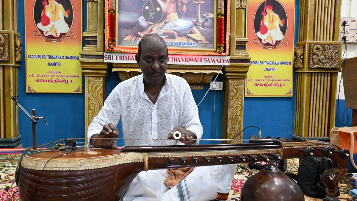 Allam Durgaprasad weaves a rich tapestry of ragas on his atichitraveena